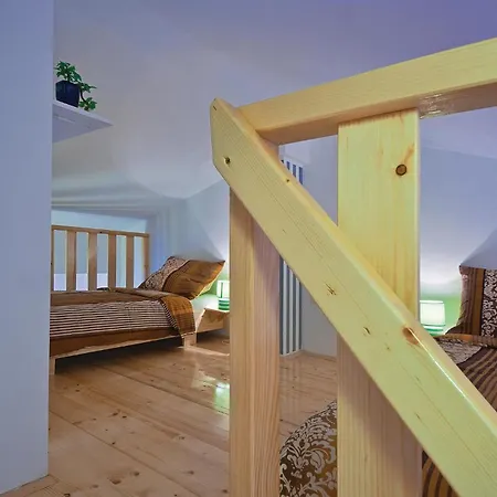Cozy In With Kitchen Apartment Pula