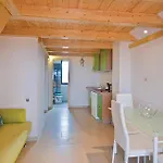 1 Bedroom Lovely In *