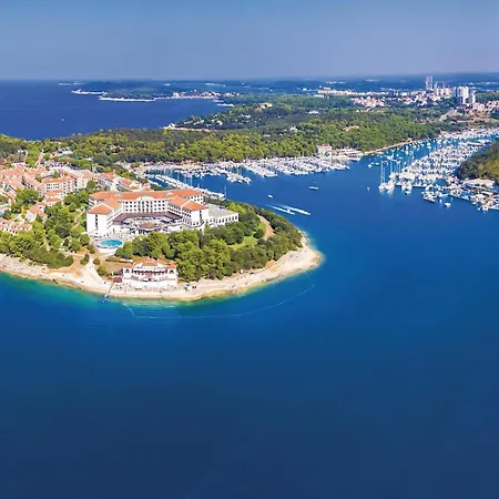 Appartement 1 Bedroom Lovely In Pula