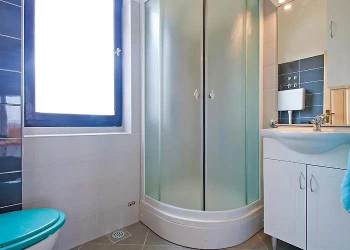 公寓 1 Bedroom Lovely In 普拉